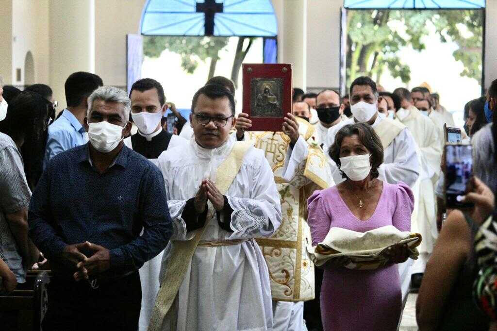 Neste vídeo, o Padre José Danilo da Diocese de Formosa-GO nos