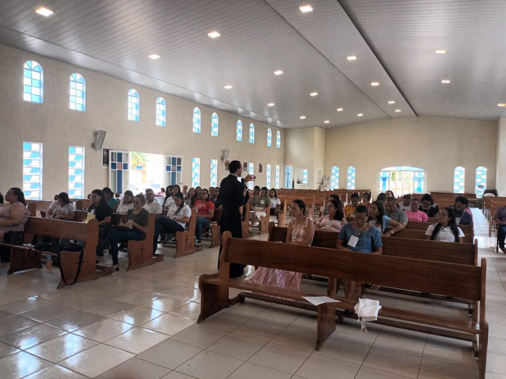 Encontro De Formação Para Coordenadores Paroquiais De Liturgia ...